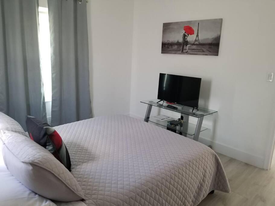 My Lovely Home In Miami 15 Minutes From The Beach מראה חיצוני תמונה
